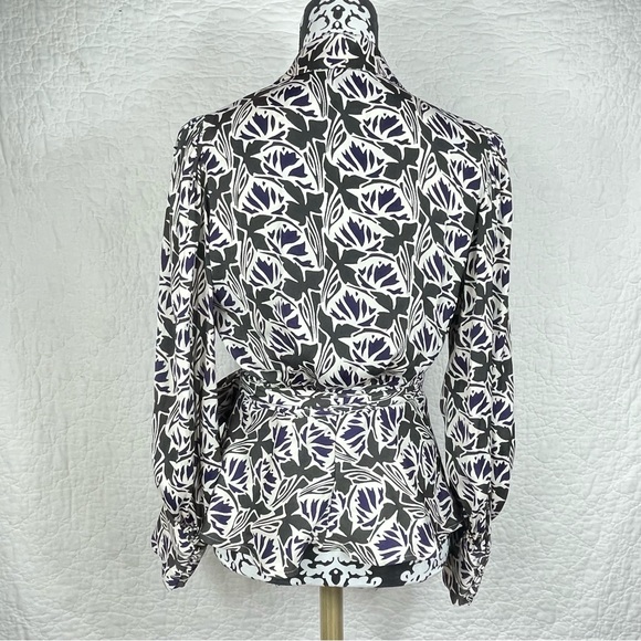 š„Banana Republic Silky Satin Tie Wrap Blouse Women Size S - Picture 9 of 14